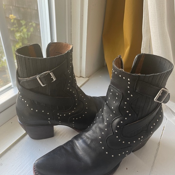 SOLD     Freebird Morgan boots excellent condition - Picture 5 of 9